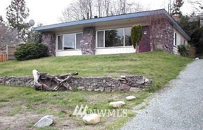 1st image of 1354 S Country Club Drive