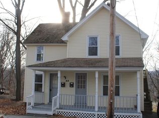 44 Colrain St, Greenfield, MA 01301