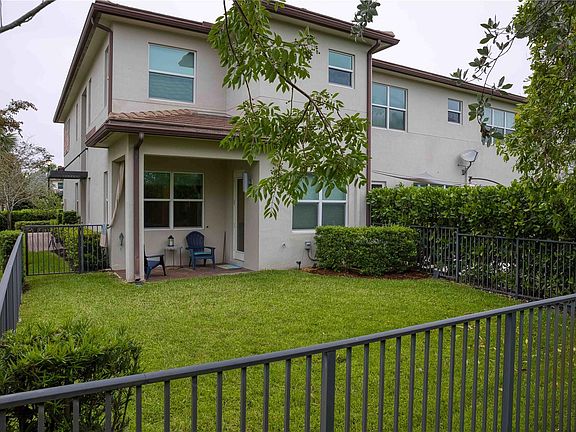3rd image of 9091 Kingsmoor Way