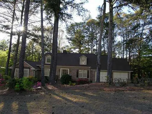 2236 Tristan Cir, Atlanta, GA 30345