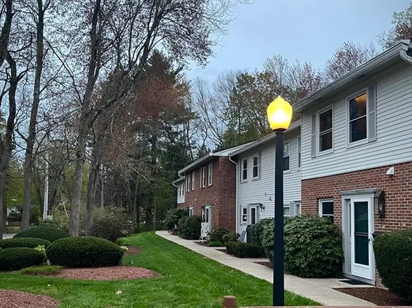 162 Prospect Ave APT 6, Northampton, MA 01060