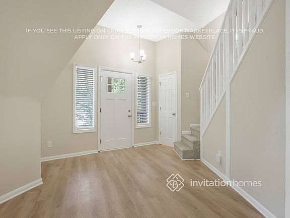 4th image of 377 Windsor Farms Dr