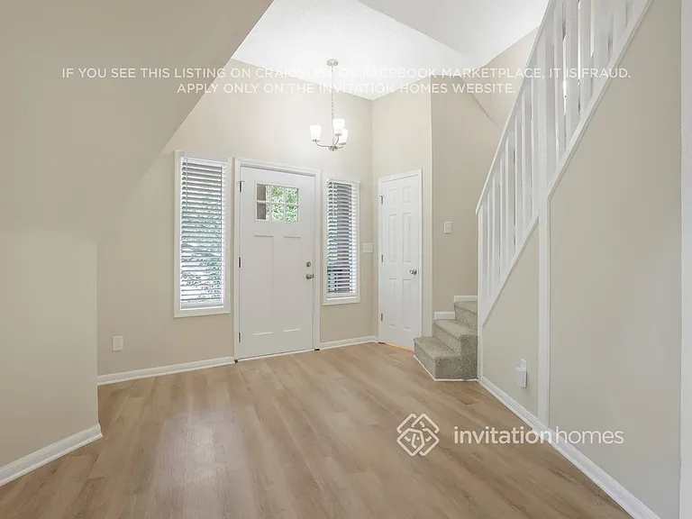 377 Windsor Farms Dr — Photo 4