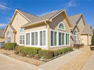 2601 Marsh Ln Unit 32, Plano, TX, 75093