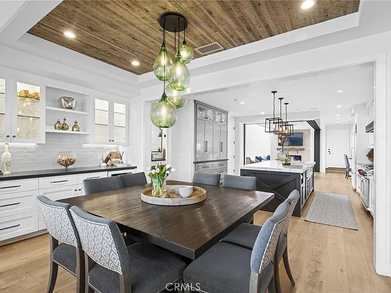302 Orchid Ave — Photo 8