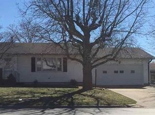 3604 Columbus Rd, Quincy, IL 62305