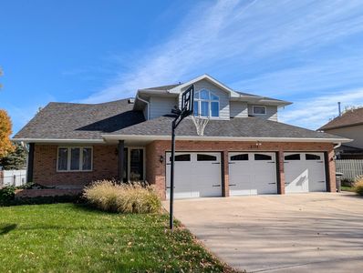 3132 Lake Park Ln., Hastings, NE, 68901