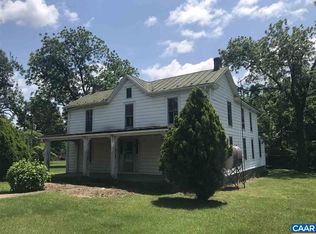 2884 Rockfish Valley Hwy, Nellysford, VA 22958