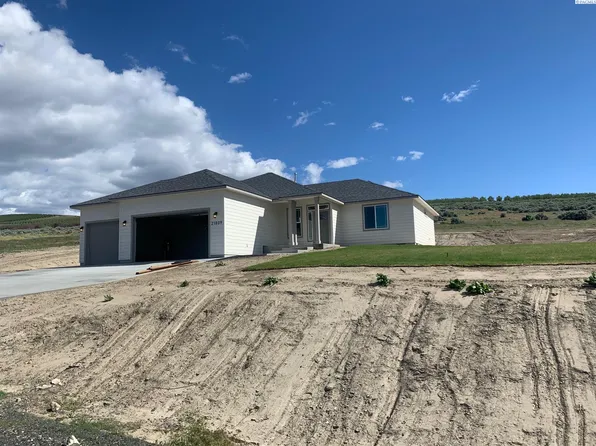 21809 E Plum Pl, Benton City, WA 99320