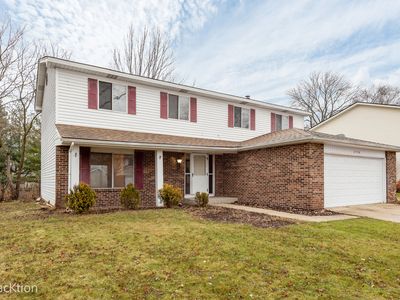 2556 Yellow Star St, Woodridge, IL, 60517