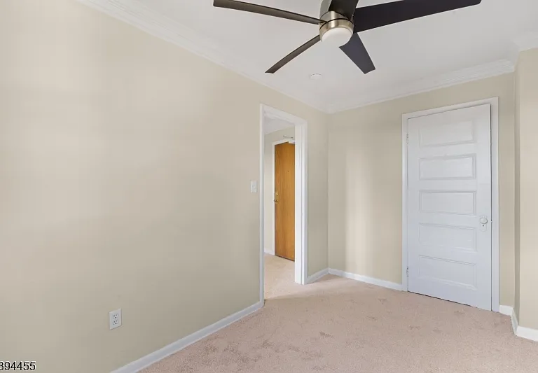 621 Spruce Ave #B — Photo 14