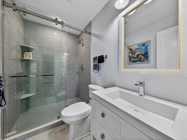 6429 Bay Club Dr #3 — Photo 8
