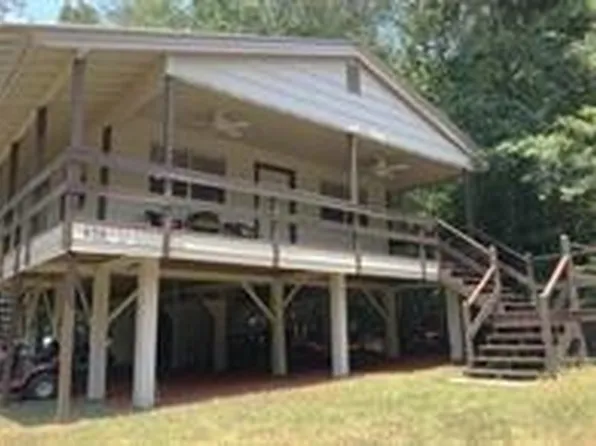 496 Campground Rd, Trinity, TX 75862