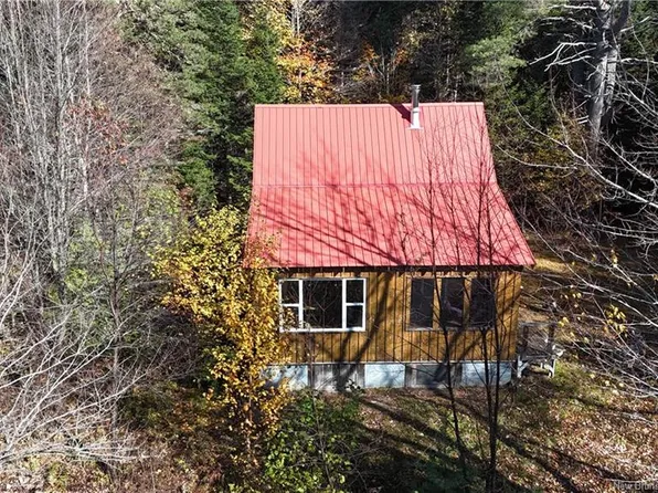 5 Loon Bay Rd #92, Saint James, NB E5A 1H8