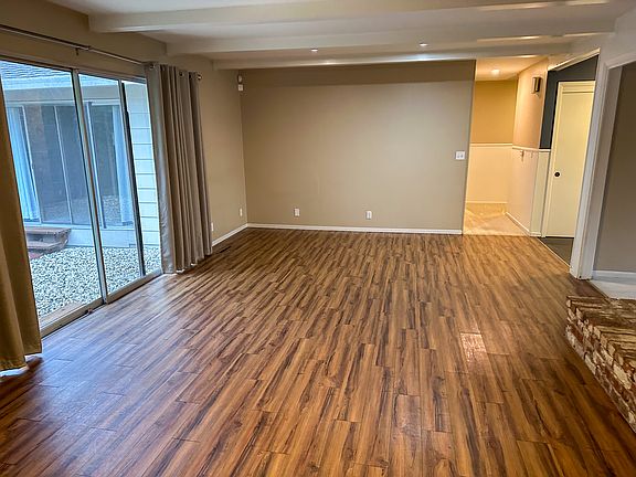 Family area and dinning room