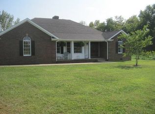 6302 Perryville Rd, Danville, KY 40422