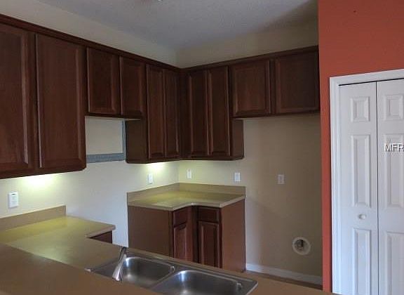 3rd image of 2708 Oakwater Dr