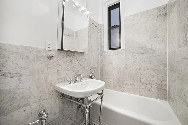 Rented by Citi Habitats | media 25