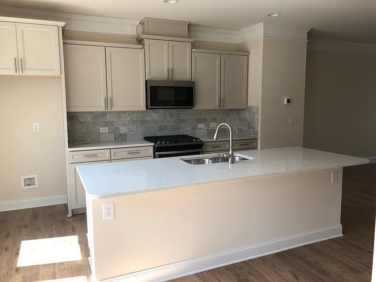 2148 Eagle Creek Ln — Photo 5