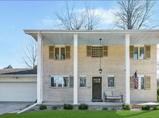 903 Crestline Dr, Normal, IL
