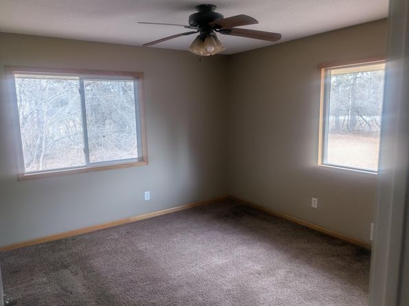 17217 Kettle River Blvd NE, Columbus, MN 55025