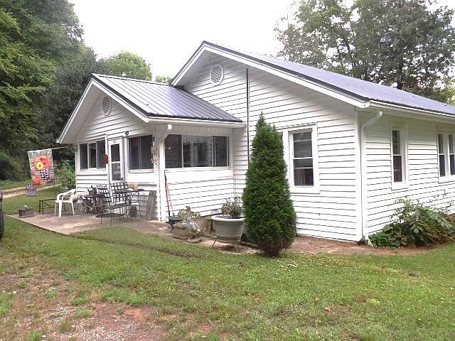 1st image of 431 Jess Brown Rd