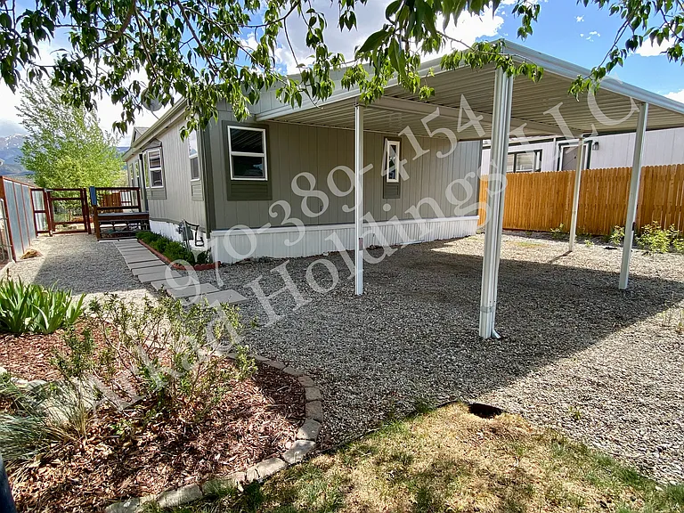 932 Maple Dr — Photo 7