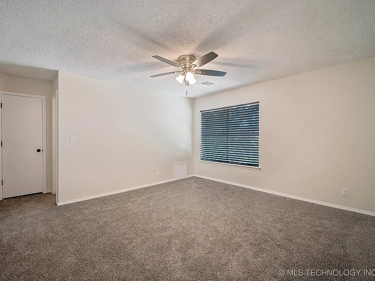 6603 S 107th East Ave — Photo 11