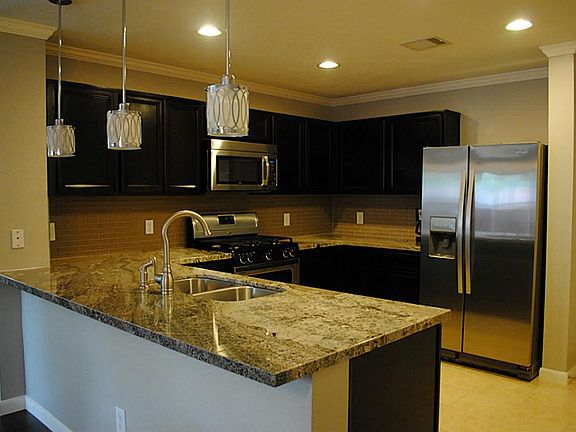 3rd image of 16015 Sweetwater Fields Ln