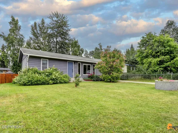 13401 Diggins Dr, Anchorage, AK 99515