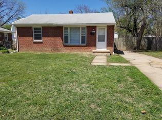 1815 S Old Manor Rd, Wichita, KS 67218