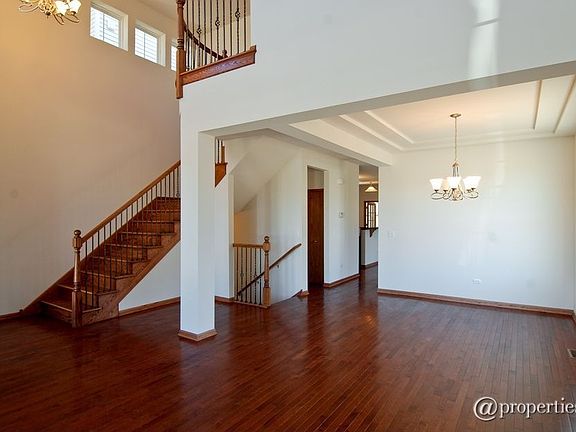 Foyer/Dining Room