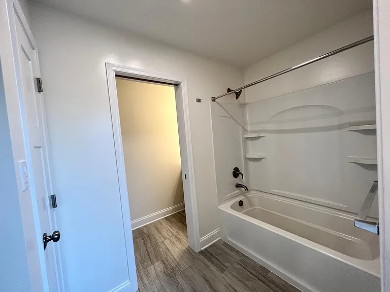 111 Aeropointe Ln — Photo 12