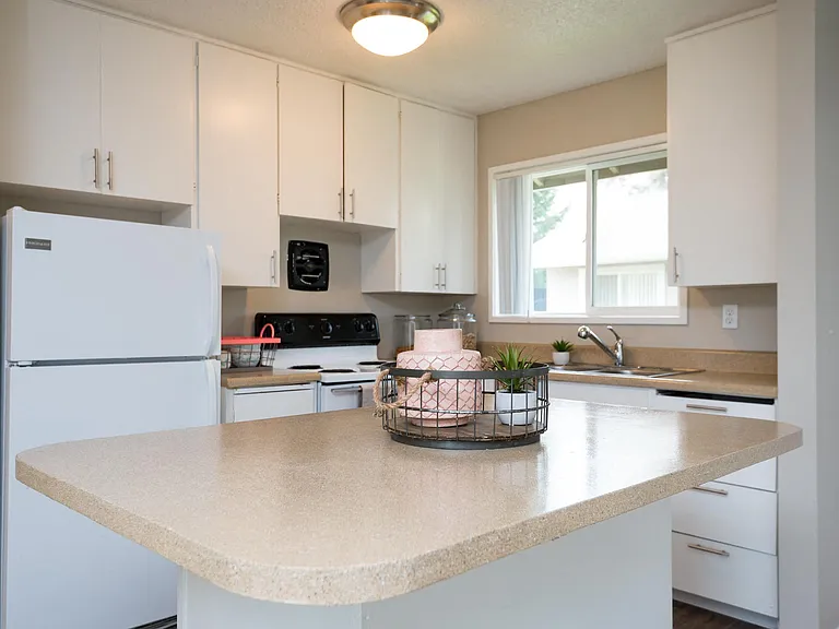 The Jax Apartments | Kitchen