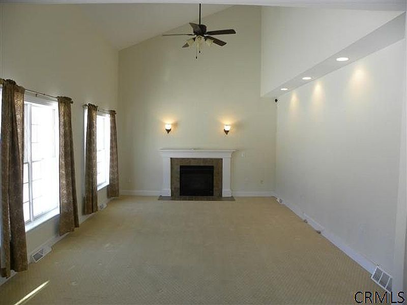 2nd image of 5 Addison Way