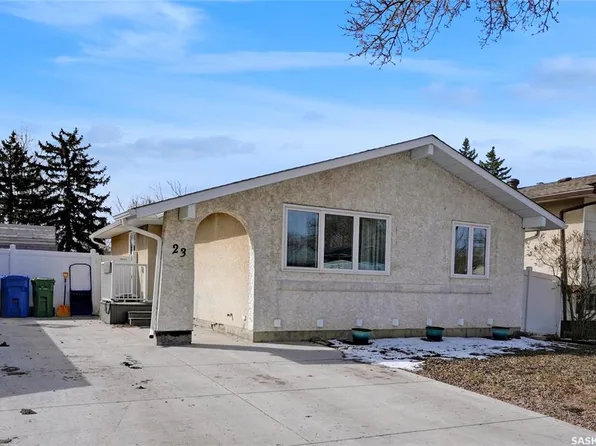 23 Scrivener CRESCENT, Regina, SK S4N 4V6