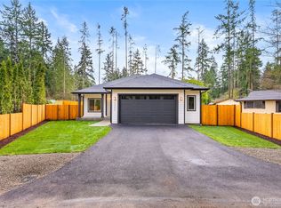 13902 Lakeview Way NW, Gig Harbor, WA 98329