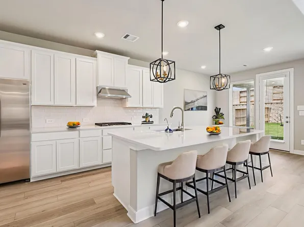 5237 Autumn Hills Trl, Pearland, TX 77584