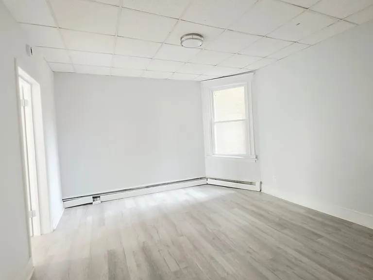 972 Broadway #2F — Photo 4