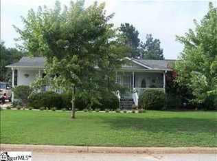 2 Design Ln, Travelers Rest, SC 29690