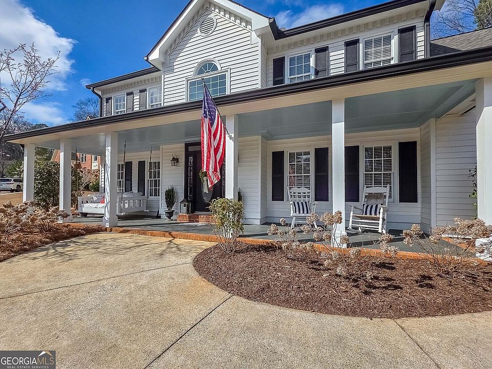 1st image of 6084 Fairlong Point NW