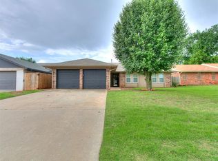 10320 Exter Ave, Yukon, OK 73099