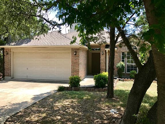 2nd image of 302 Lone Star Dr