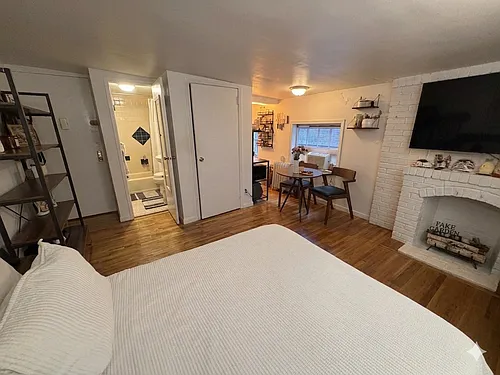 21 E 21st St #6A Photo 1
