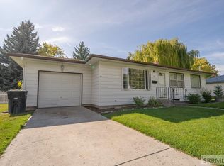 1960 S Bittern Dr, Ammon, ID 83406