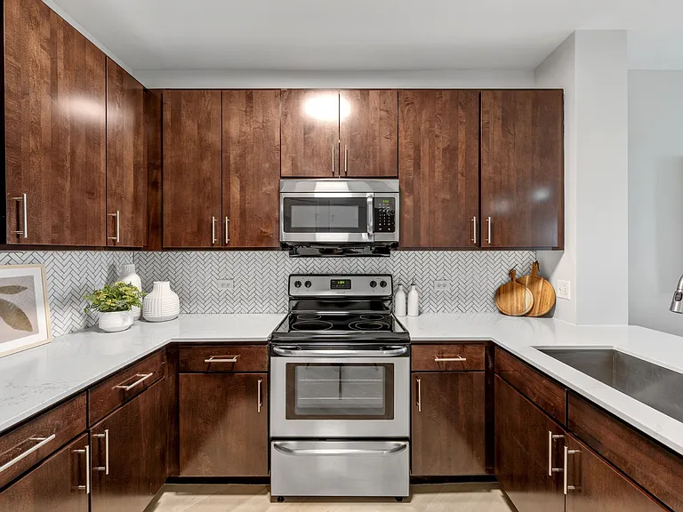 Updated Kitchen at Avant at the Arboretum Apartments in Lisle, IL 60532