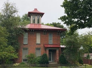 408 N Genesee St, Morrison, IL 61270