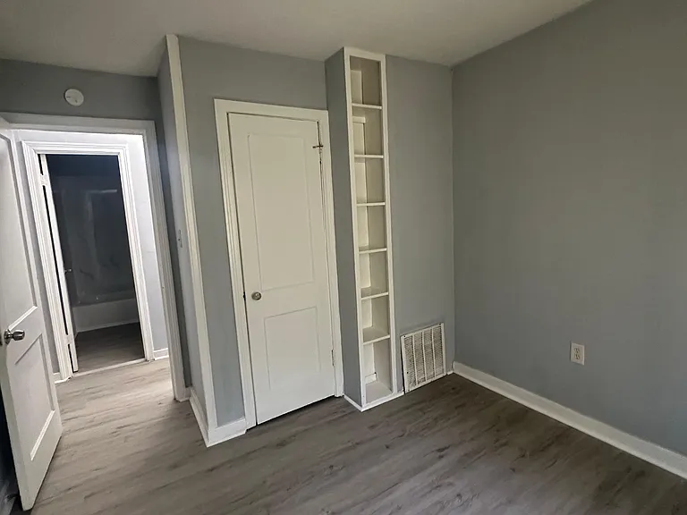 3514 Hines St — Photo 6