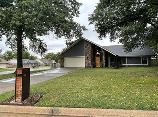 816 S Orleans Dr, Rogers, AR 72758