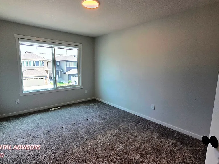 17764 73rd St NW — Photo 9